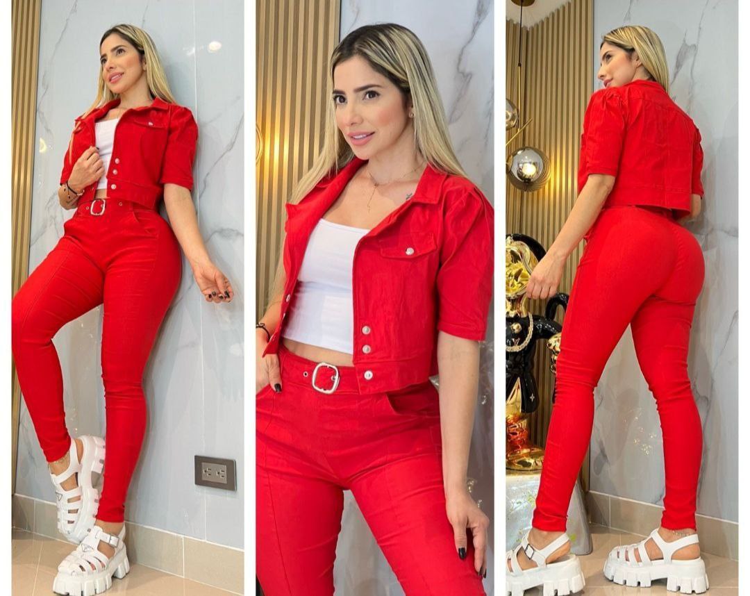 Conjunto chaqueta pantalón y blusa  2097